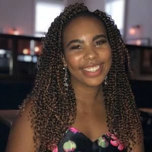 Meet your Posher, Destinee